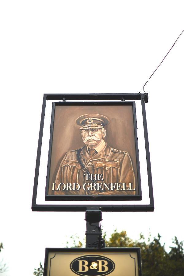 The Lord Grenfell Bed & Breakfast Maidenhead Dış mekan fotoğraf The Lord Grenfell pub sign