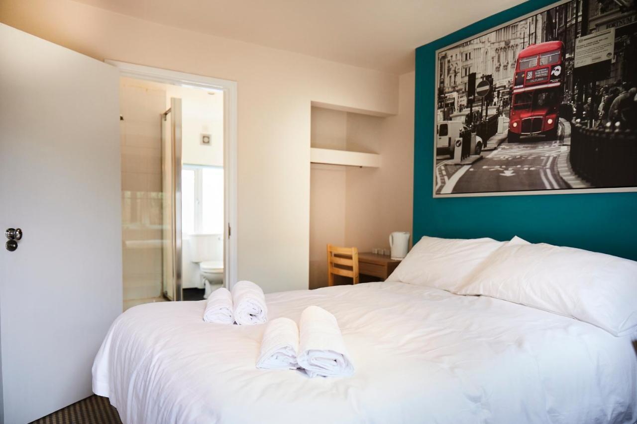 The Lord Grenfell Bed & Breakfast Maidenhead Dış mekan fotoğraf A typical room at the hotel